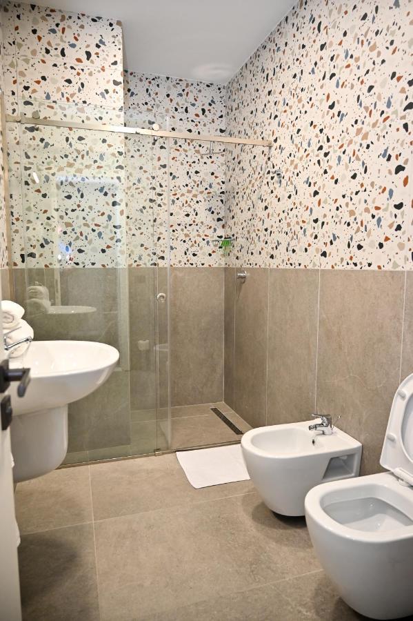 Hotel Vino Δυρράχιο Εξωτερικό φωτογραφία